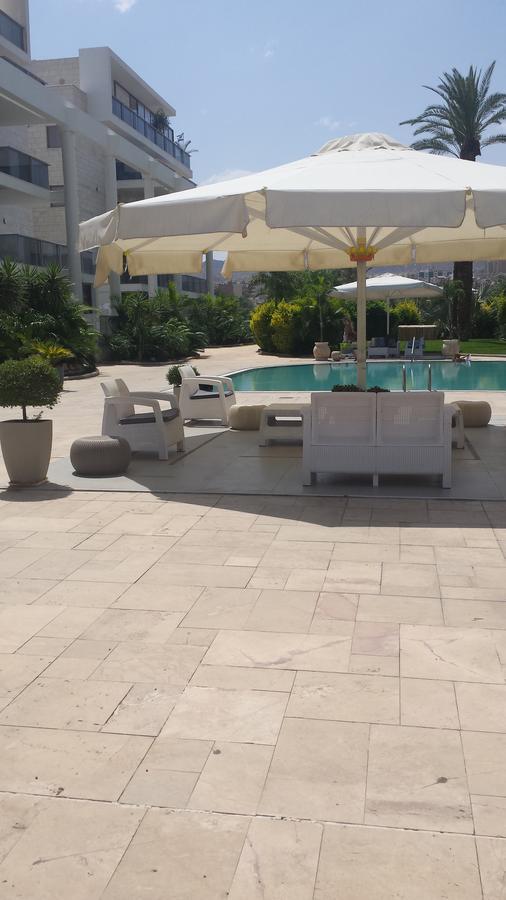Royal Park Lakeview Apartment 엘라트 외부 사진