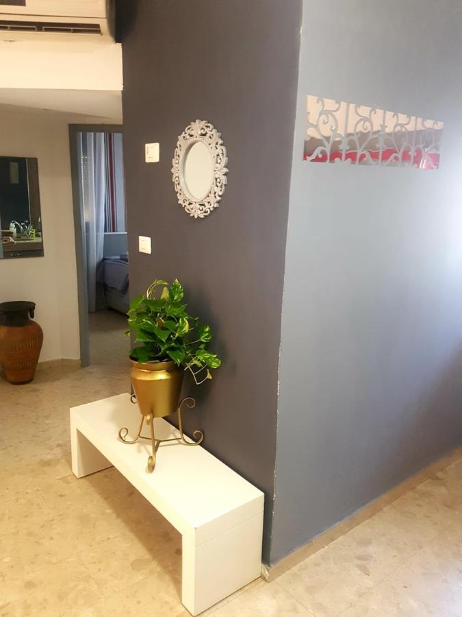 Royal Park Lakeview Apartment 엘라트 외부 사진